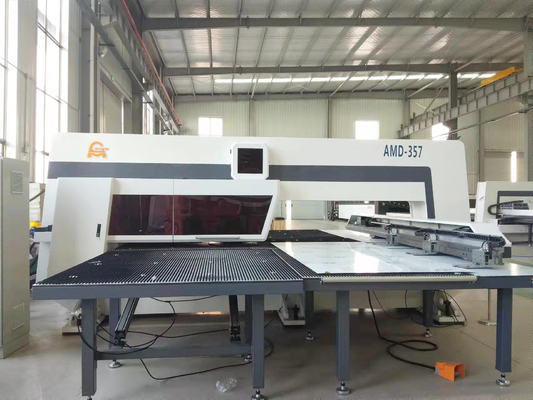 Sac İçin Hidrolik CNC Taret Delme Pres Makinası